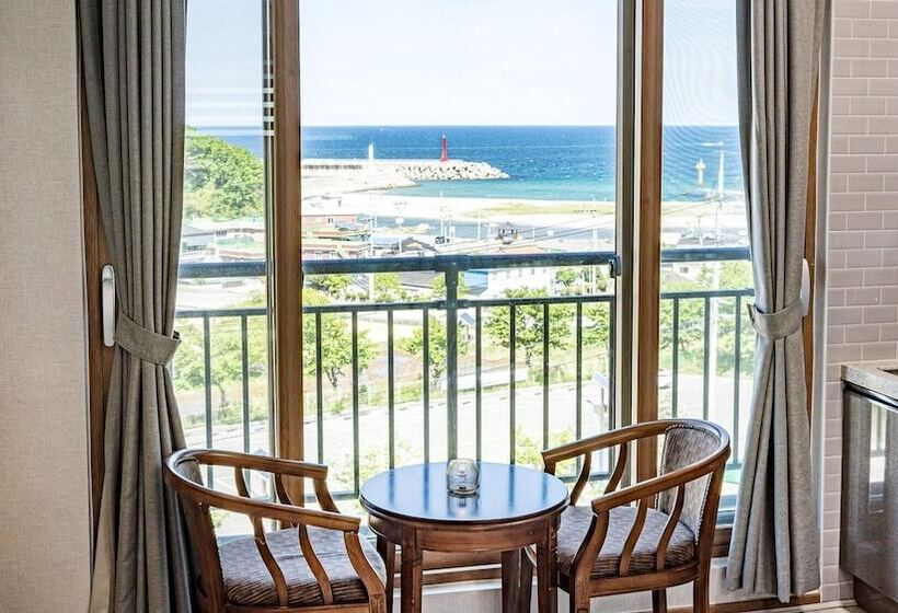 Samcheok Neulpuleun Pension