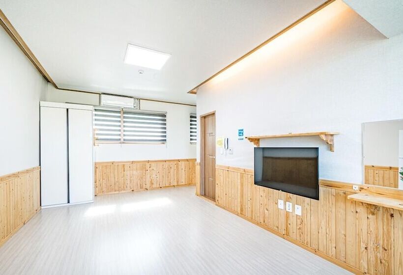 Samcheok Neulpuleun Pension