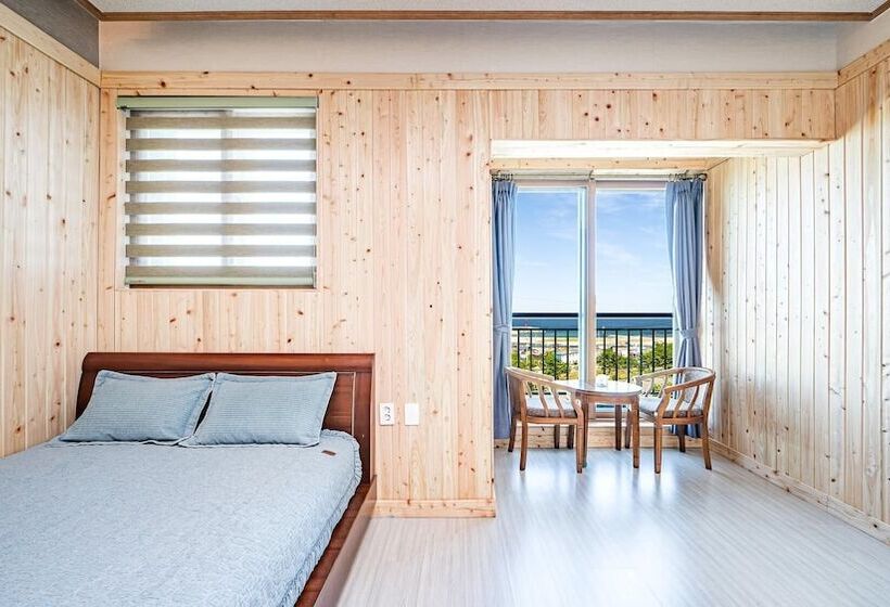 Samcheok Neulpuleun Pension