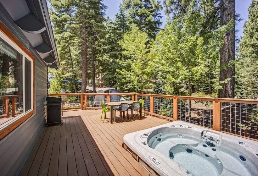 Serene Tahoe Cabin