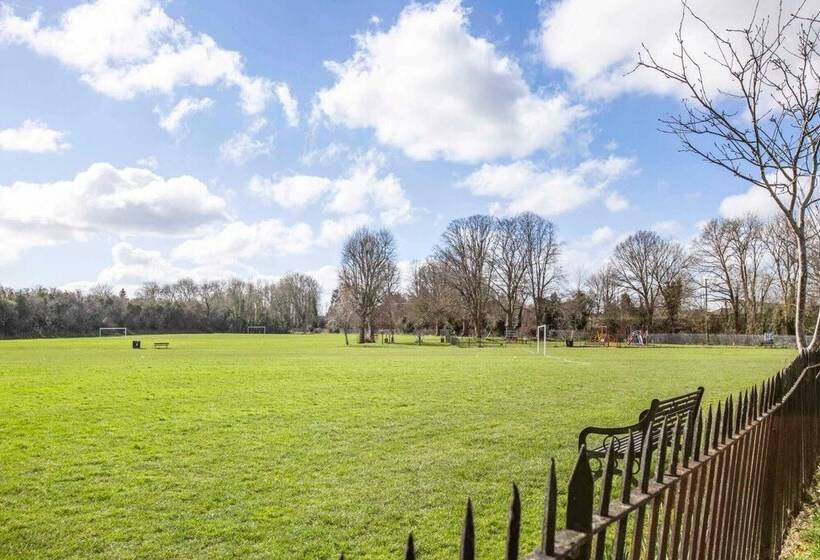 Stunning Character 2bed Cottage In St Albans Wifi