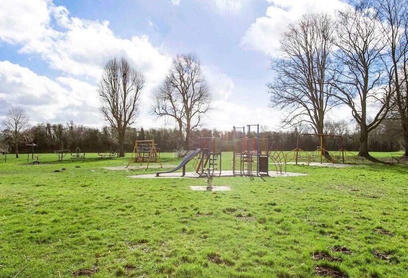 Stunning Character 2bed Cottage In St Albans Wifi