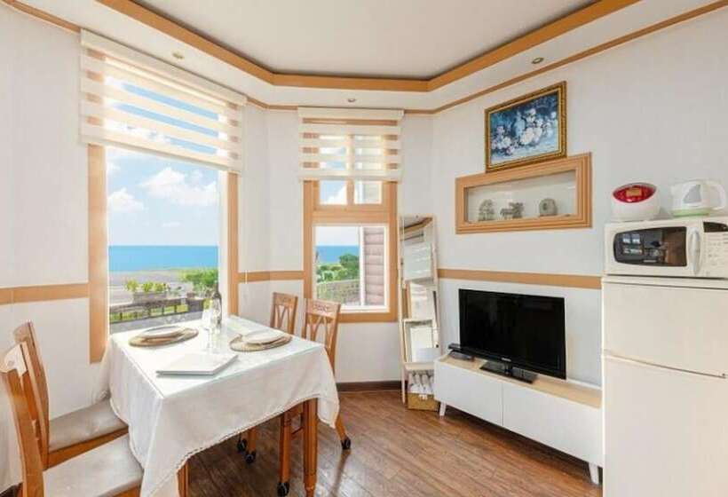 Taean Batgae Ocean Pension