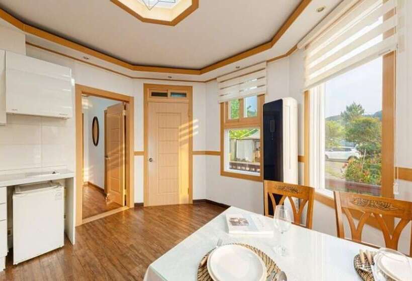 Taean Batgae Ocean Pension