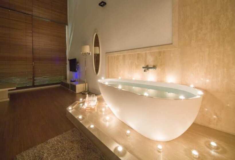 Taean Bohemia Village Pension