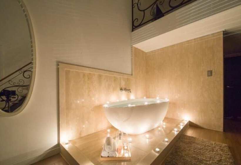 Taean Bohemia Village Pension