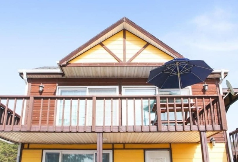 Taean Sea Aroma House Pension