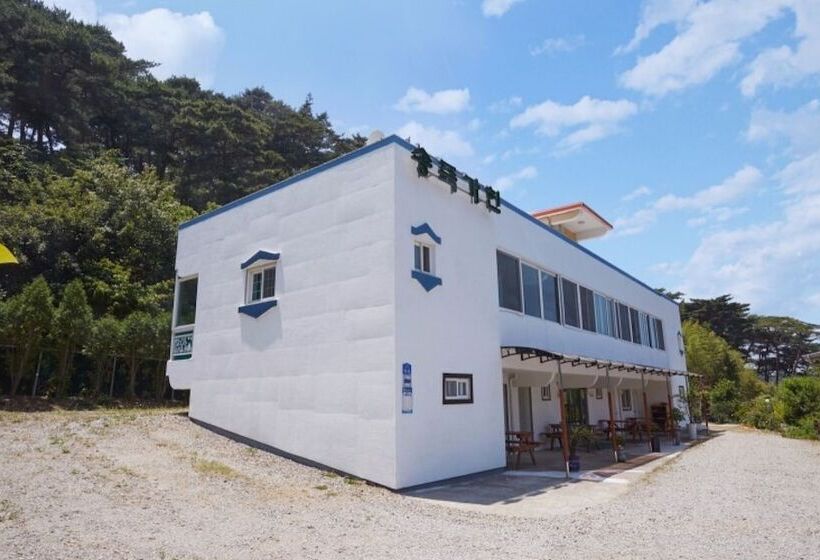 Taean Songjuk Gaheon Pension