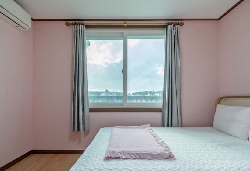 Taean The Morning Sea Pension