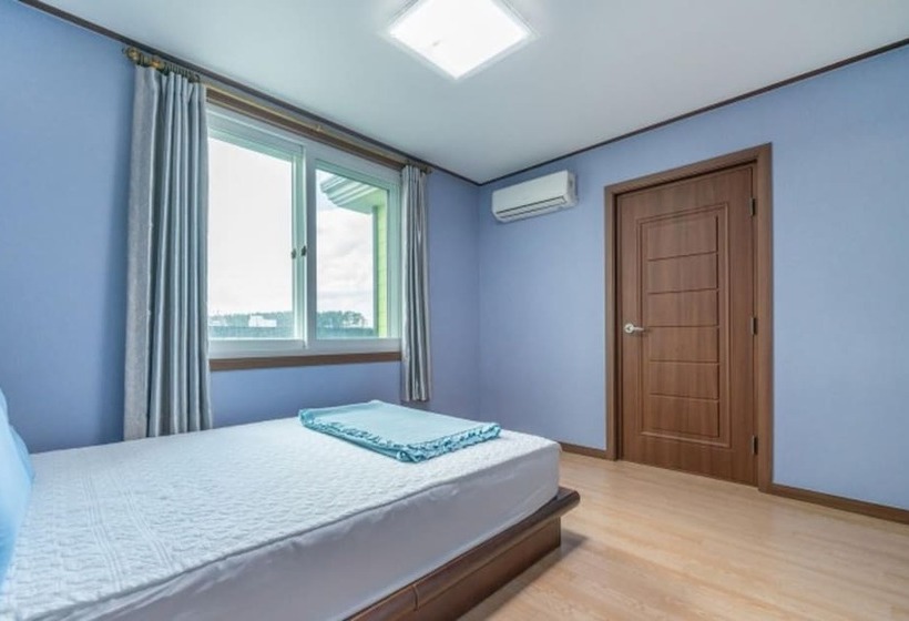 Taean The Morning Sea Pension