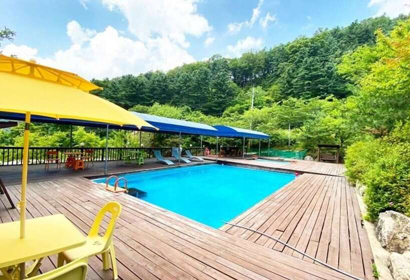 Gapyeong Thank You Dog Pension