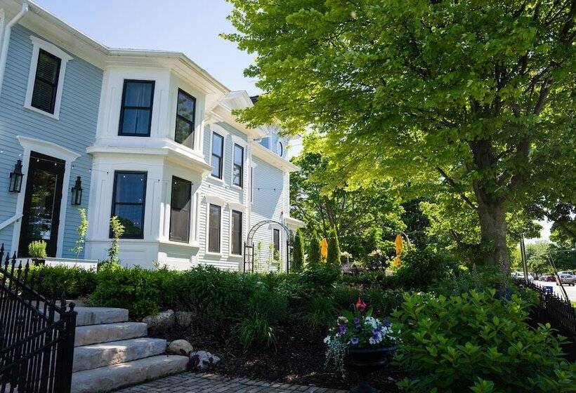 The Lilley Mansion Bed & Breakfast