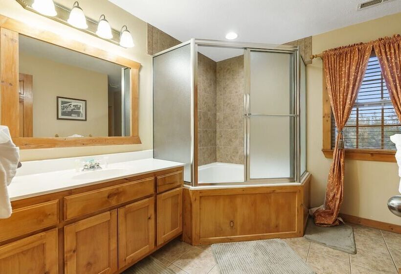 The Lodge On The Creek Branson West Cabin W/ Beautiful Views