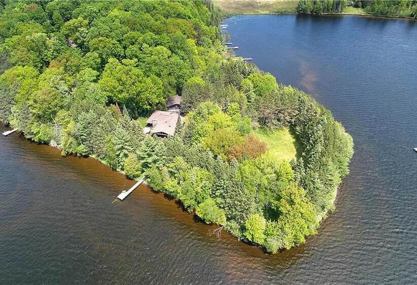 Two Bear Lodge On Lost Land Lake