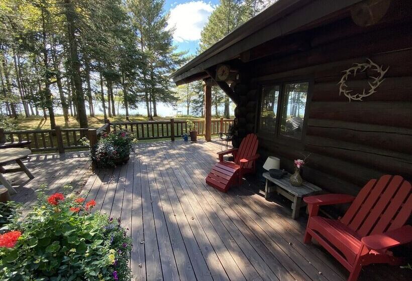 Two Bear Lodge On Lost Land Lake