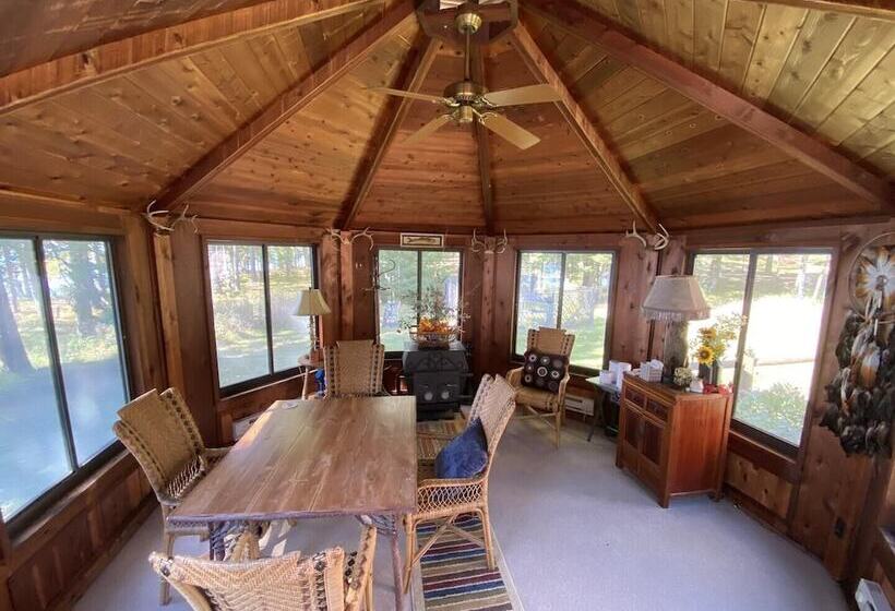 Two Bear Lodge On Lost Land Lake