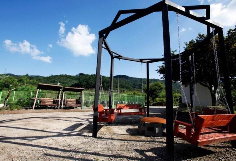Yangpyeong Seohu Eco Village Pension
