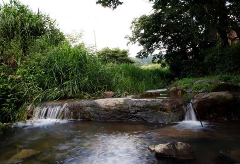 Yangpyeong Seohu Eco Village Pension