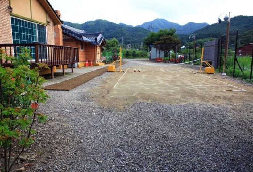 Yangpyeong Seohu Eco Village Pension