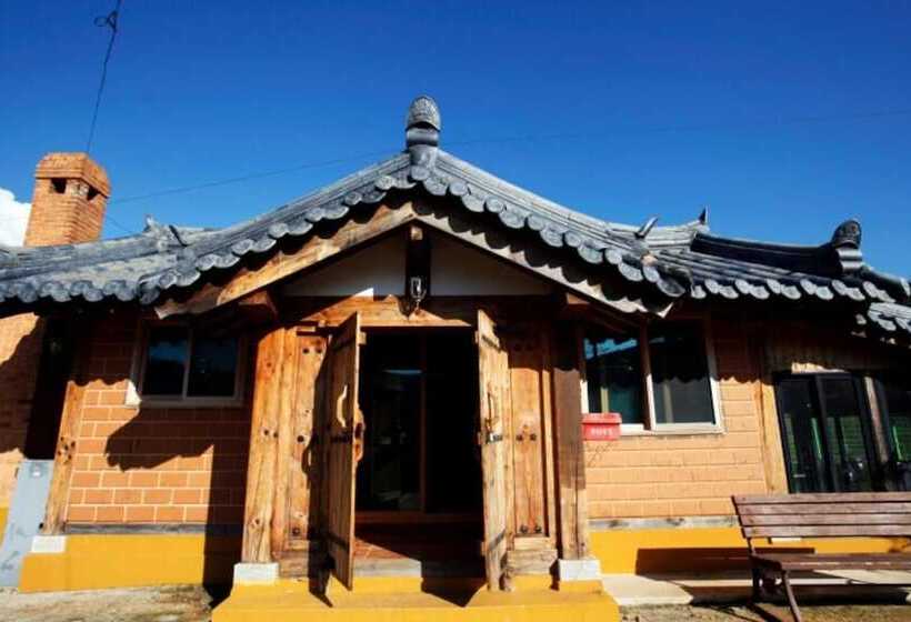 Yangpyeong Seohu Eco Village Pension