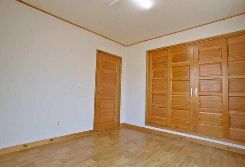 Yangpyeong Seohu Eco Village Pension