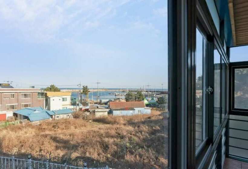 Yangyang Vintage House Pension