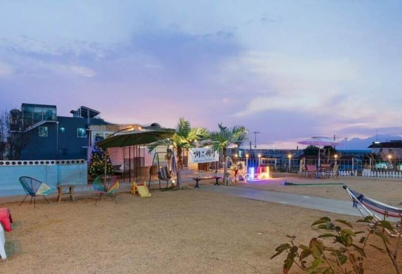 Yangyang Vintage House Pension