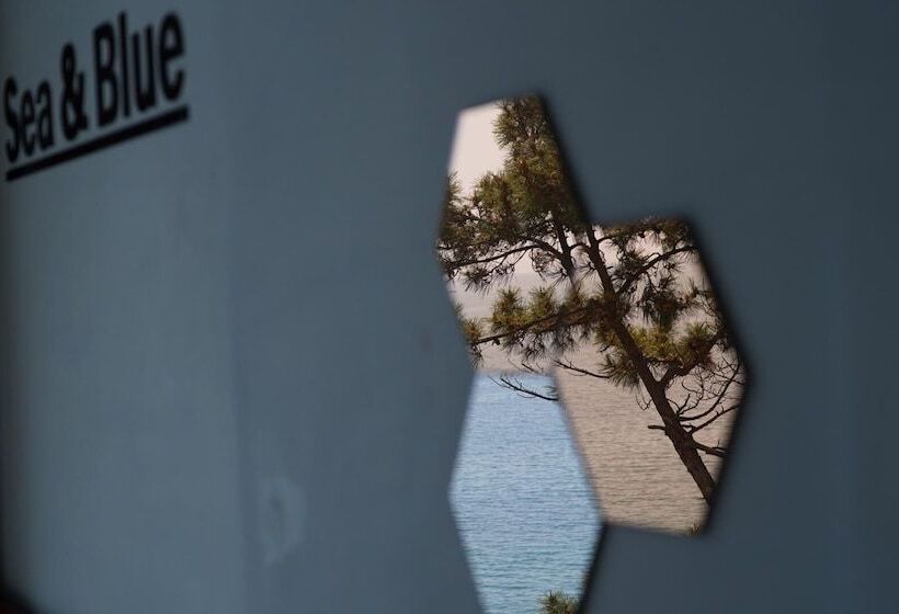 Yeosu Sea&blue Family Pension