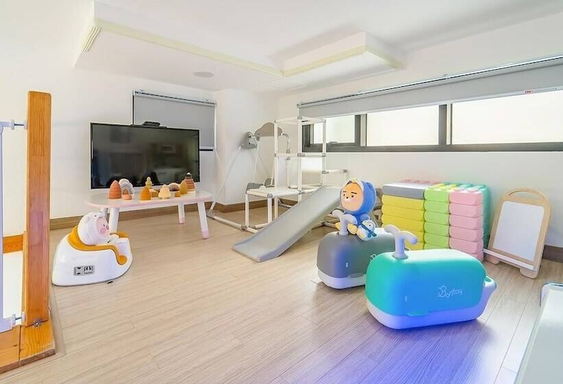 Yeosu Sea&blue Family Pension