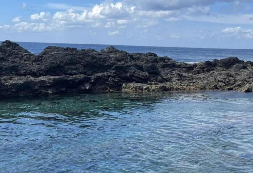 Yuraku Izuoshima  Hostel