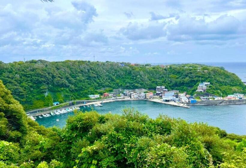 Yuraku Izuoshima  Hostel