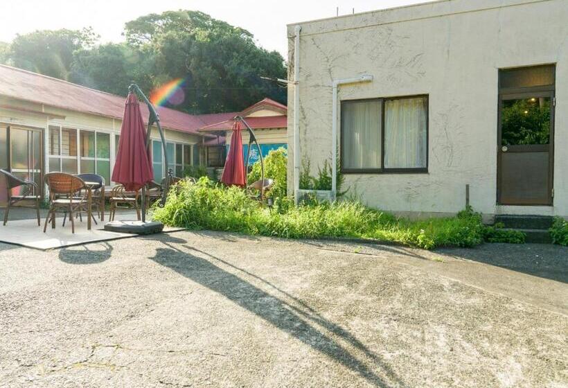 Yuraku Izuoshima  Hostel