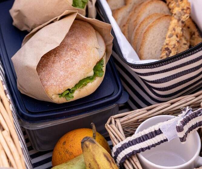 Batelo   Adults Only