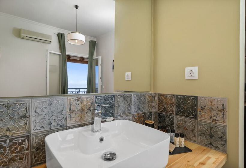 Batelo   Adults Only