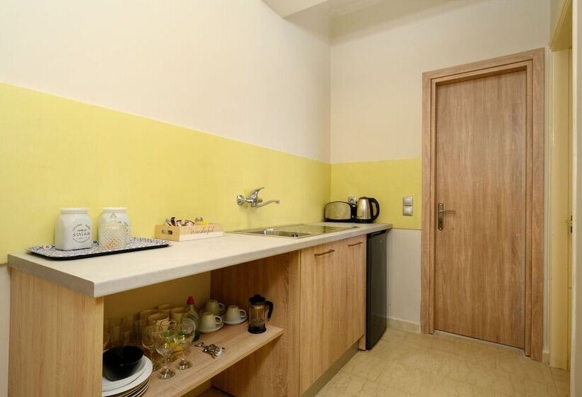 Batelo   Adults Only