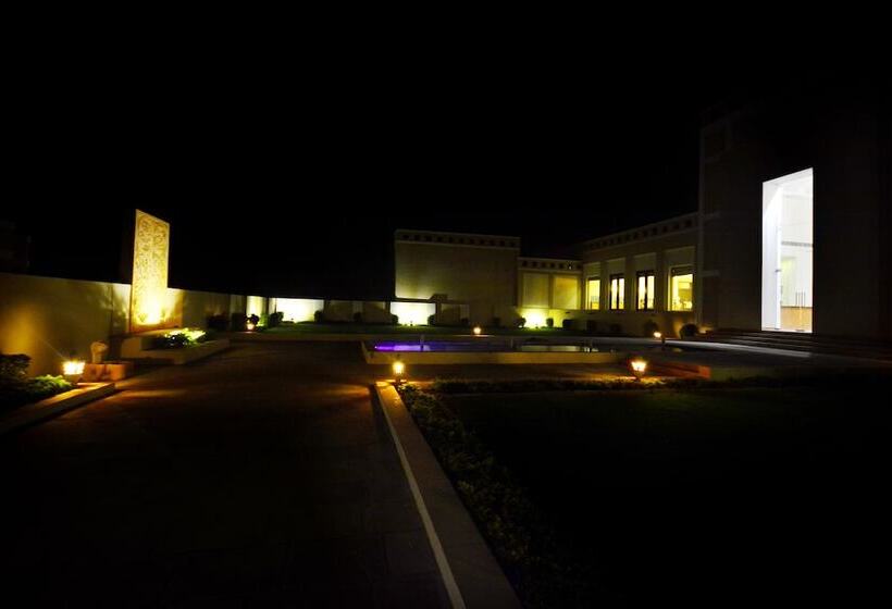 ホテル Treehouse Achrol Niwas