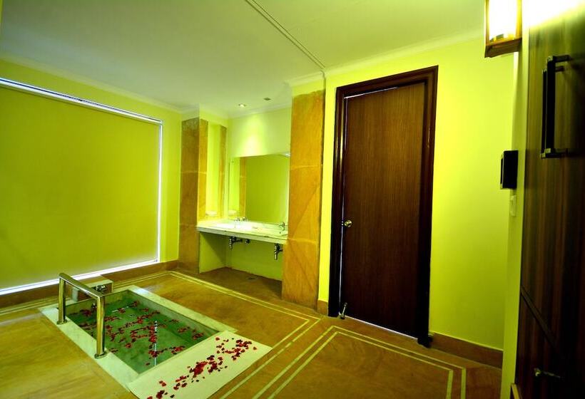 ホテル Treehouse Achrol Niwas