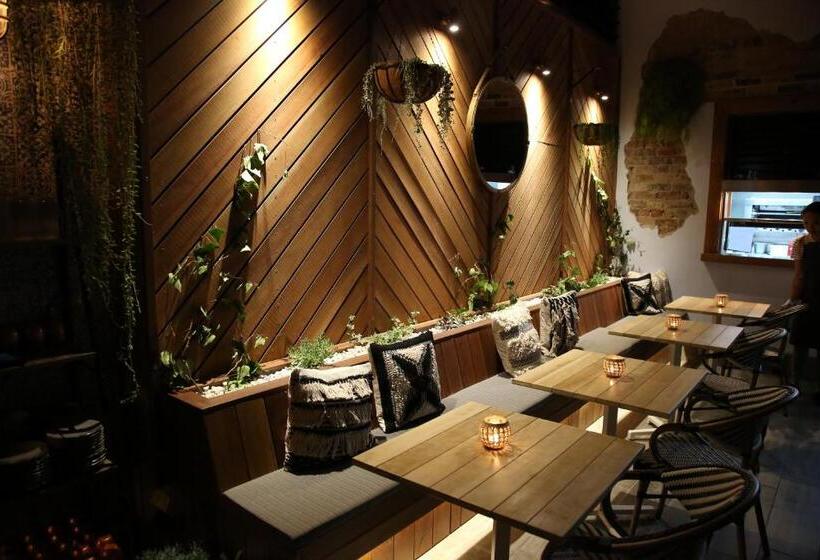 Bayview Hotel Woy Woy