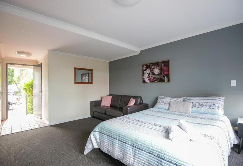 Bayview Hotel Woy Woy