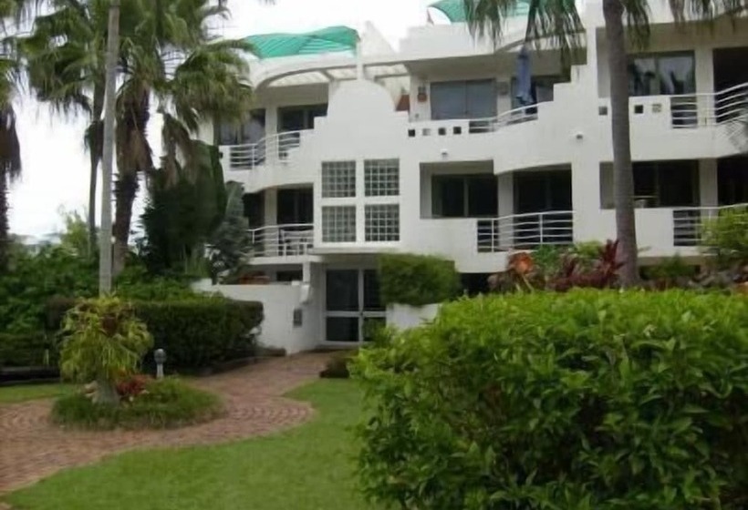 Camargue Beachfront Apartments