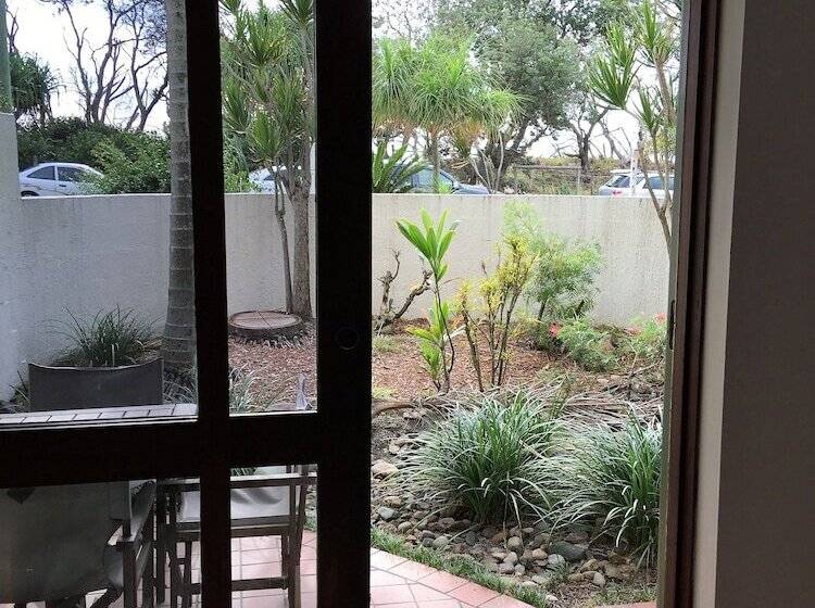 Camargue Beachfront Apartments