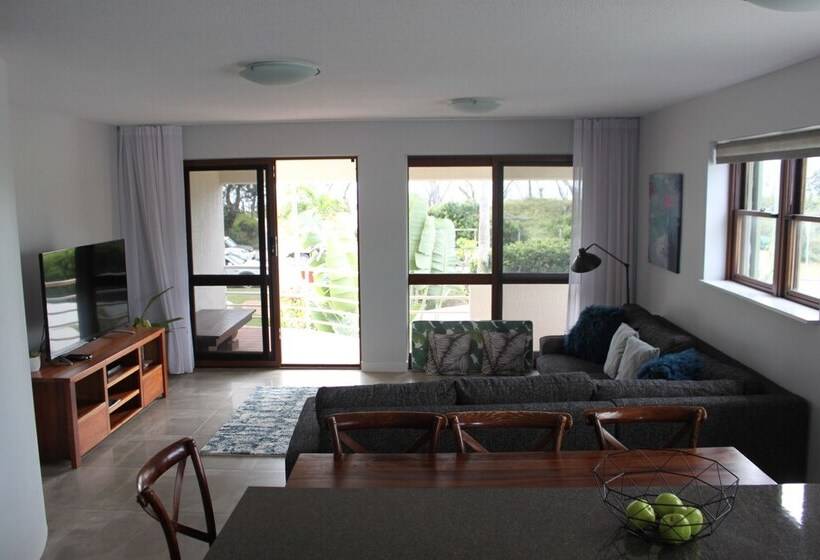 Camargue Beachfront Apartments