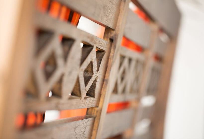 בית מלון כפרי Aarya Lagoon