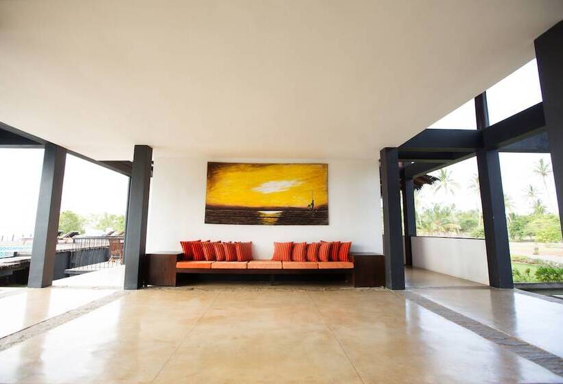 בית מלון כפרי Aarya Lagoon