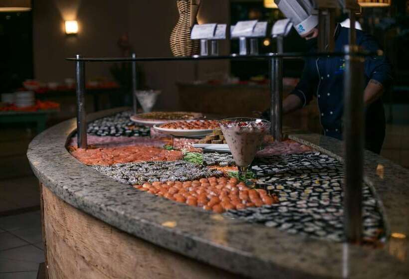 ホテル Aguativa Golf Resort