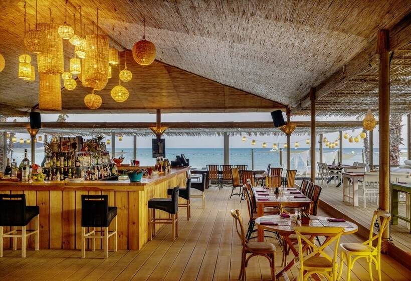 فندق Alaçatı Beach Resort