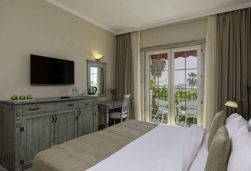 فندق Alaçatı Beach Resort