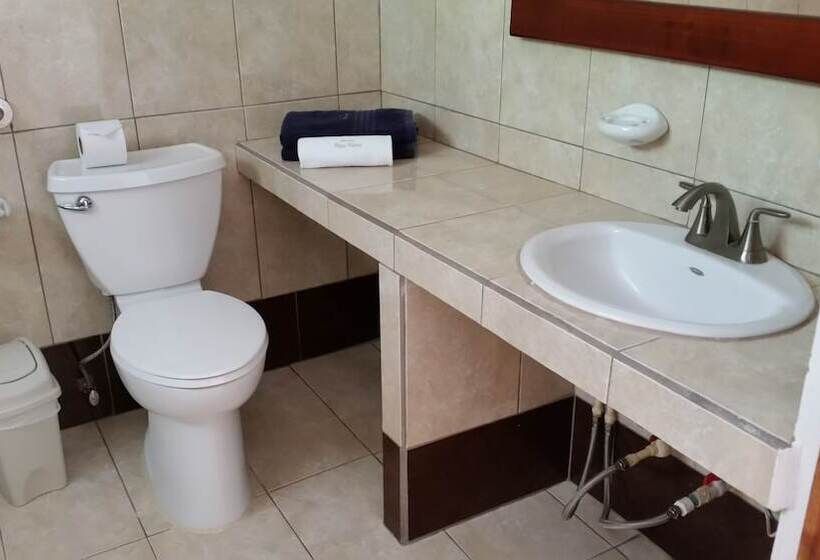 호텔 Arenas En Punta Leona