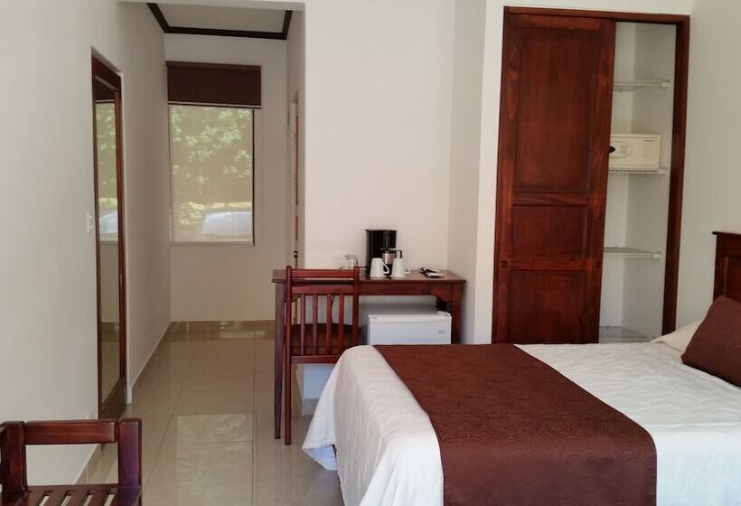 호텔 Arenas En Punta Leona