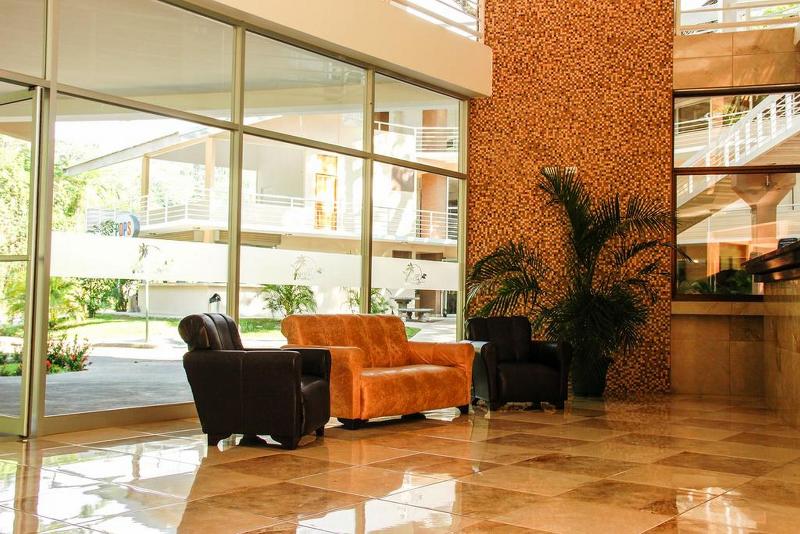 호텔 Arenas En Punta Leona